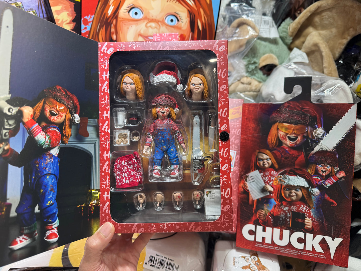 Chucky (TV Series) - 7” Scale Action Figure - Ultimate Chucky (Holiday Edition)